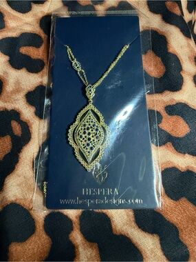 Gold Plated Blue Stone Pendant Necklace